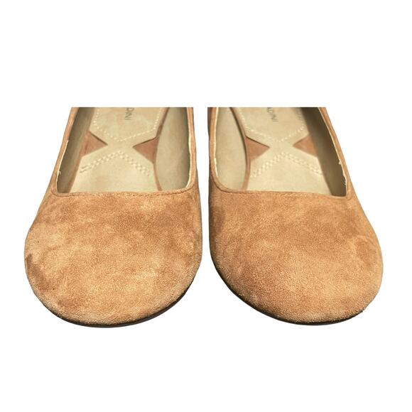 Adrienne Vittadini Women's Tan Suede Leather Chunky‎ Block Heels Size 7.5 Retro - Picture 3 of 11